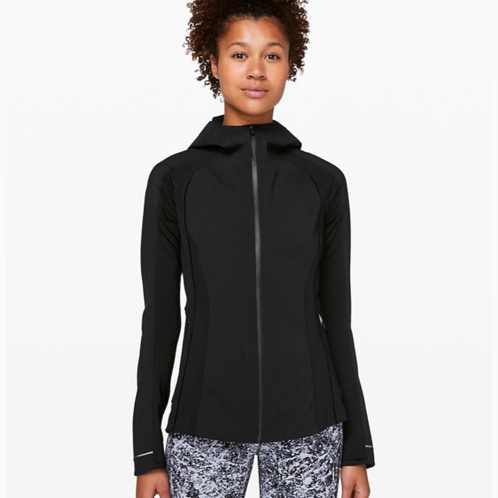 Like NEW lululemon Cross Chill Jacket - Black